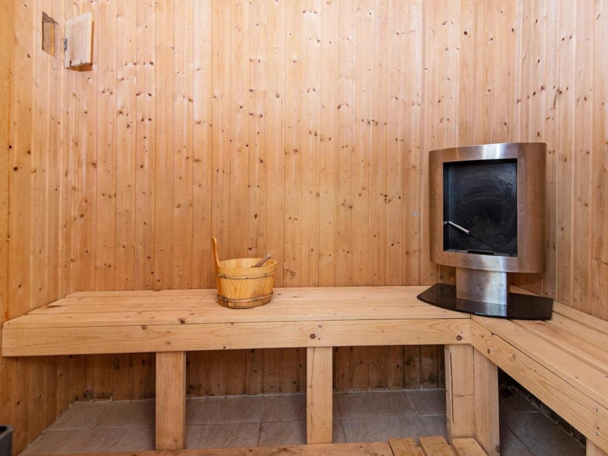 9 Person Holiday Home In Juelsminde Sonderby  外观 照片